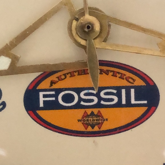 Vintage Fossil alarm clock - Picture 6 of 16